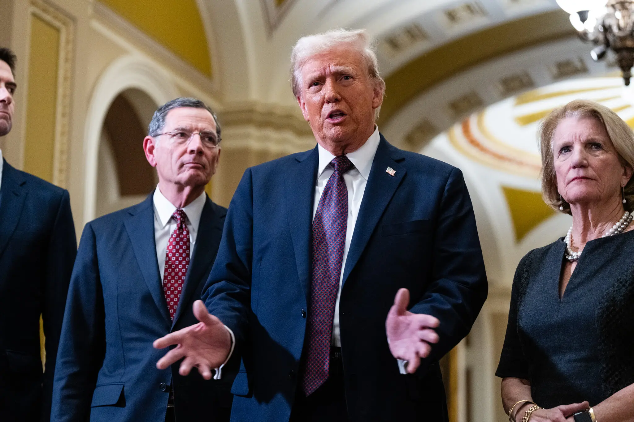 Дональд Трамп запускає криптовалюту $TRUMP: нова ера для ринку цифрових активів